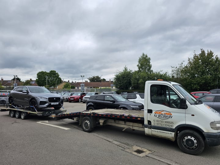 car brakdown recovery peterborough van transportation van recovery london breakdown cover jump start battery service emergency collector