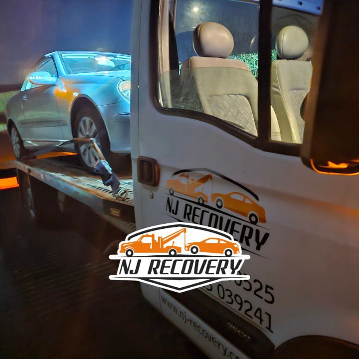car brakdown recovery peterborough van transportation van recovery london breakdown cover jump start battery service emergency collector