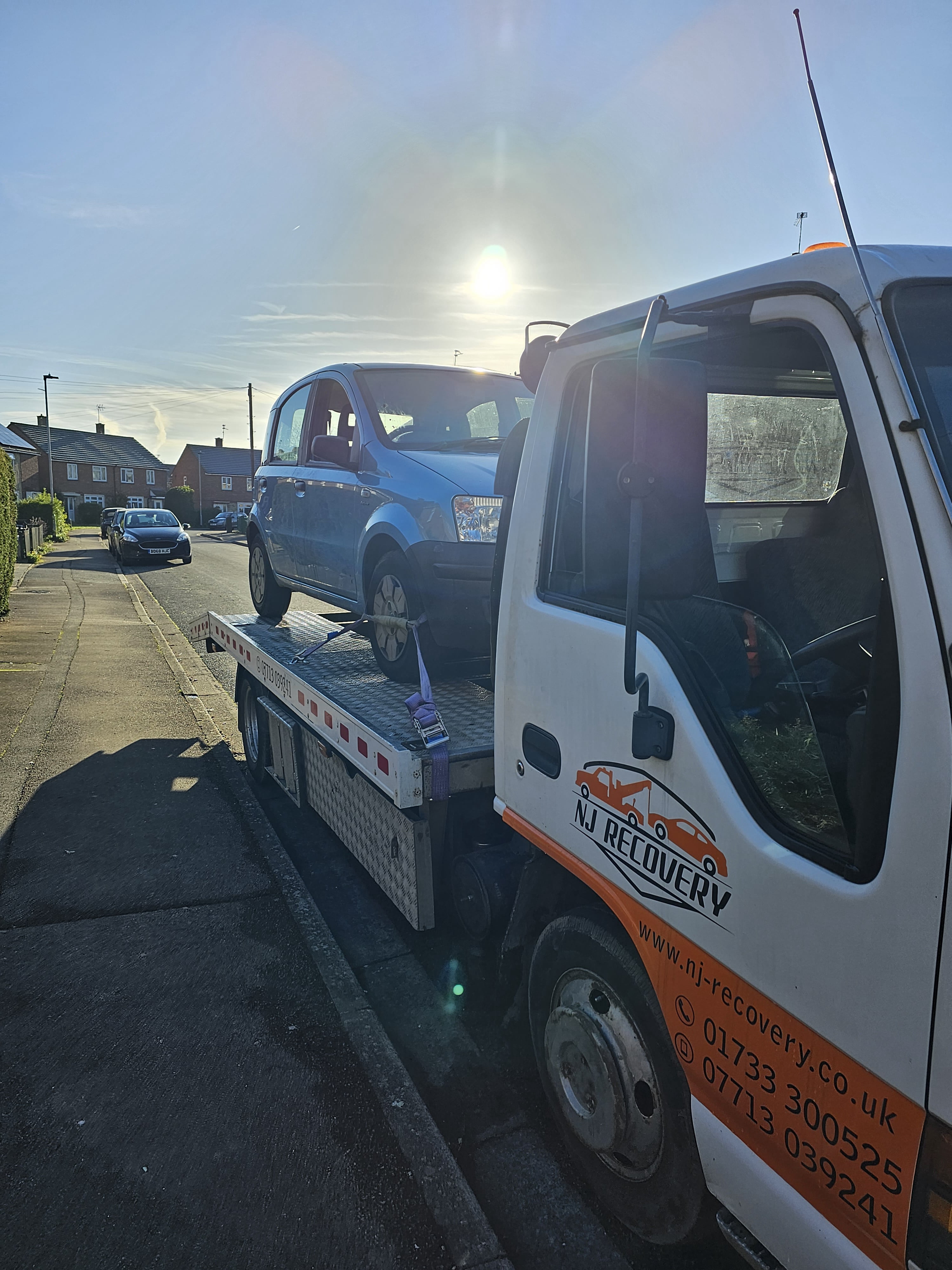 car brakdown recovery peterborough van transportation van recovery london breakdown cover jump start battery service emergency collector
