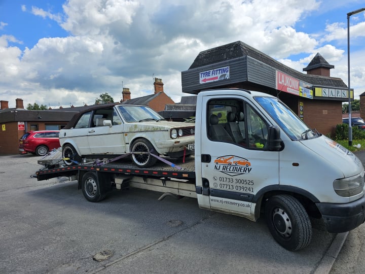 car brakdown recovery peterborough van transportation van recovery london breakdown cover jump start battery service emergency collector